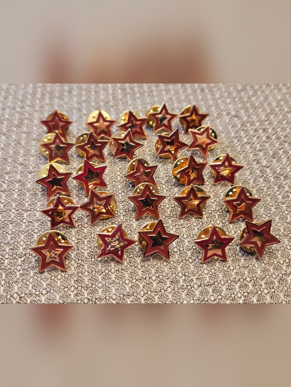 Lot of 25 Gold Color Stars with Red Outline Lapel Pins